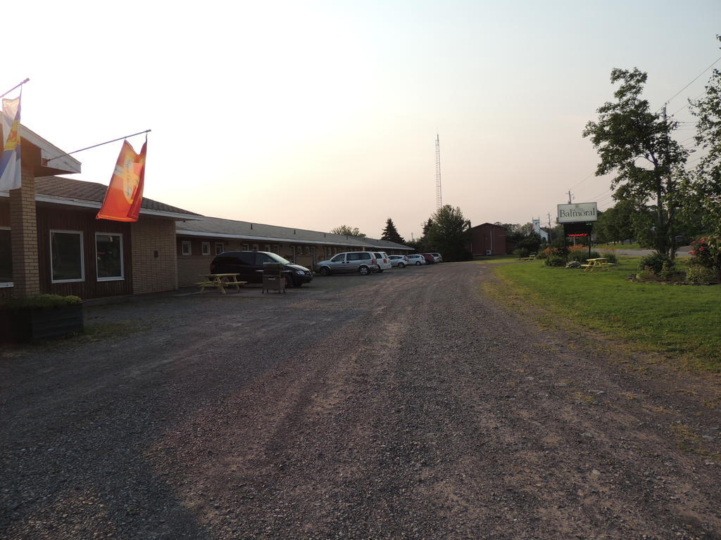 Balmoral Motel Tatamagouche Exterior photo